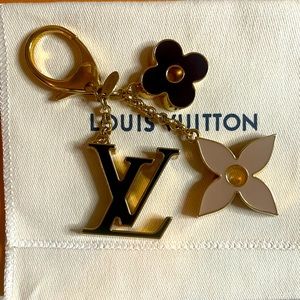 Louis Vuitton Fleur de Monogram Bag Charm